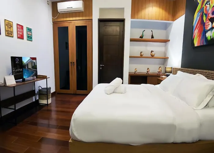 By Opus Hospitality ホテル 4*